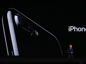 iPhone 7 & 7 Plus Resmi Meluncur