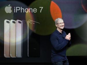 Adu Spesifikasi iPhone 7 vs Galaxy Note 7 dkk