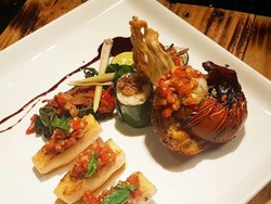 Meracik Sajian Gaya Resto dengan Indonesian Twist yang Unik