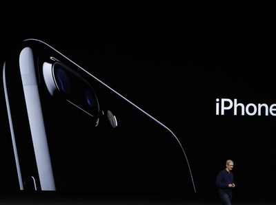 Perubahan Wujud iPhone dalam Satu Dekade