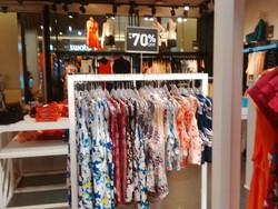 Topshop Sampai BCBG Diskon Hingga 80% di Kota Kasablanka