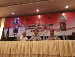 WNA yang Jadi Gigolo di Batam Terungkap karena Beriklan di Medsos