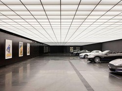 Garasi Rumah Mewah ala Film Batman