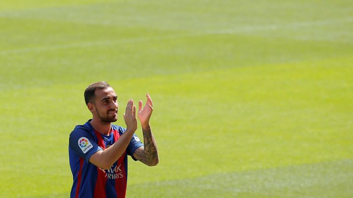 Paco Alcacer saat masih di Barcelona (Foto: REUTERS/Stringer) Paco Alcacer saat masih di Barcelona (Foto: REUTERS/Stringer)