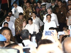 Bukan Blusukan Biasa Saat Jokowi Ajak Duterte hingga Zuckerberg ke Tanah Abang