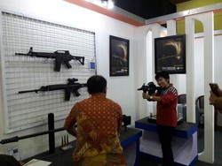 Menjajal Senapan Sniper Made In Bandung