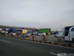 Libur Panjang Idul Adha, GT Cikarang Utama Diprediksi Macet Malam Nanti