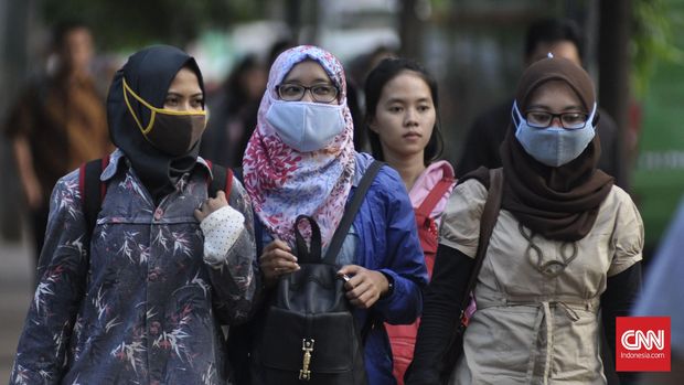 Curhat Pekerja Jakarta Tetap Bekerja di Tengah Ancaman Corona