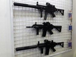 Selain Senjata, Pindad Juga Produksi Alat Pertanian