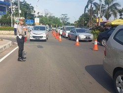 Jelang Idul Adha, Lalin Satu Jalur Puncak-Jakarta Diberlakukan Lebih Cepat