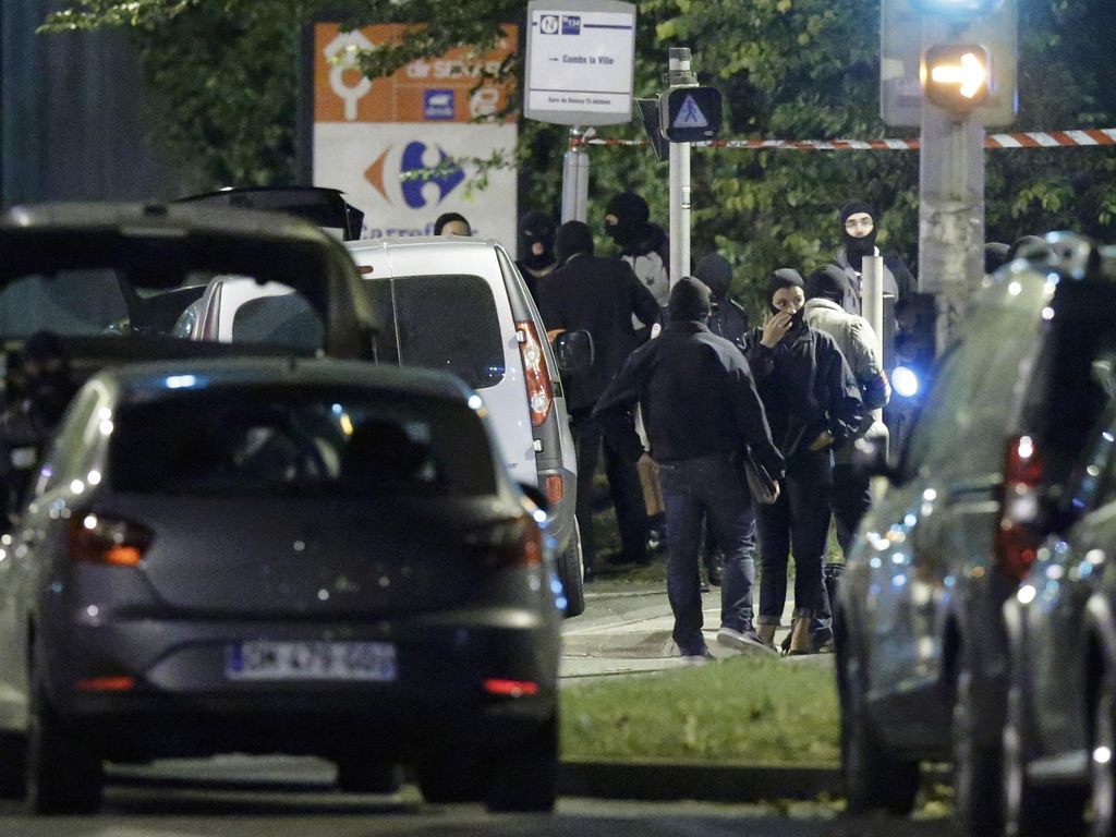 Teror Penusukan di Prancis, 2 Orang Tewas Teror Penusukan di Prancis, 2 Orang Tewas