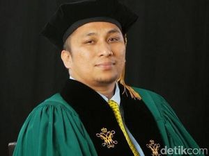 Jokowi Diminta Berpikir Matang Bila Ingin Taruh Lagi Arcandra Tahar di Menteri ESDM