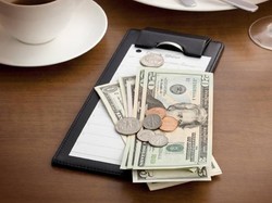 Kembaliannya Kurang 84 Perak, Pria Ini Tuntut Pihak Supermarket