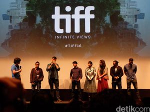 Iko Uwais Hingga Chelsea Islan Hadiri Premiere Filmnya di Kanada