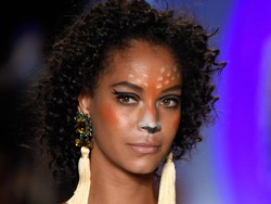 Filter Snapchat Jadi Inspirasi Makeup di New York Fashion Week 2017