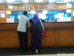 Banyak Orang Lepas Dolar AS, Money Changer Ini Sempat Kehabisan Rupiah Banyak Orang Lepas Dolar AS, Money Changer Ini Sempat Kehabisan Rupiah