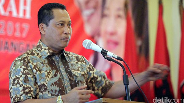 Buwas Hadiri Sekolah Partai Calon Kepala Daerah PDIP