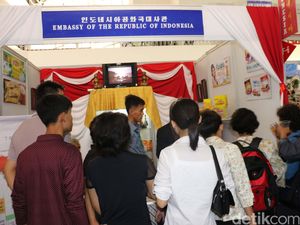Saat Mi Instan Hingga Batik dari Indonesia Memikat Warga Pyongyang