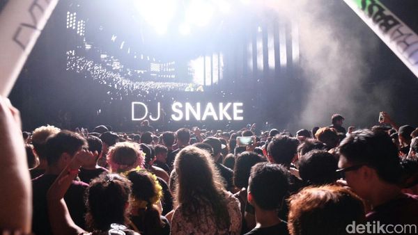 Kemeriahan Pesta Ultra Singapore 2016