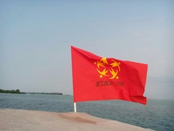 WN China Sempat Diamankan karena Bawa Bendera JKT.Desa China di Pulau Pari