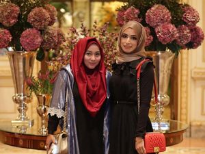 Anniesa Hasibuan Siap Pamer 48 Busana di New York Fashion Week 2017