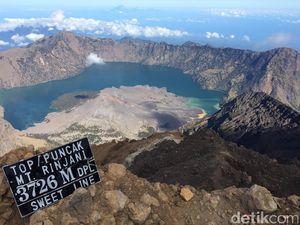 Melihat Keanggunan Rinjani yang Memikat Turis Asing: Anda Harus Coba! Melihat Keanggunan Rinjani yang Memikat Turis Asing: Anda Harus Coba!