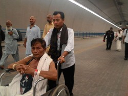 Tim Kesehatan Siapkan Tambahan Kursi Roda Untuk Bantu Jemaah di Mina