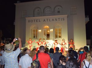 Pesona Nyi Mas Gandasari Pikat Publik Negeri Para Dewa