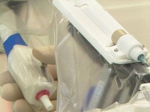 Pertama di Dunia, Robot Lakukan Bedah di Dalam Mata