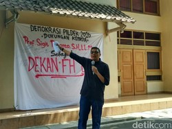 Pemilihan Dekan UGM Dianggap Tak Demokratis: Puluhan Dosen Protes dan Orasi