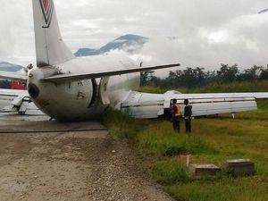 Video Detik-detik Trigana Air Tergelincir di Bandara Wamena