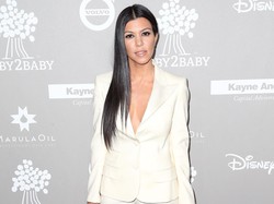 Bibir Halus dan Cerah Dengan Resep Scrub Bibir dari Kourtney Kardashian