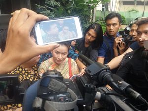 Istri Mario Teguh Polisikan Akun Instagram lambe_turah