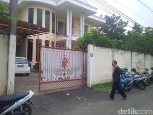 Bocah Salwa dan Salma Ditemukan, Ditinggal Si Penculik di Pinggir Jalan di Bogor Bocah Salwa dan Salma Ditemukan, Ditinggal Si Penculik di Pinggir Jalan di Bogor