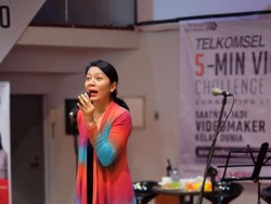 Dewi Lestari Berbagi Tips Merangkai Alur Cerita Video