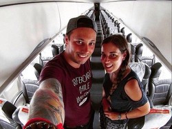 Pasangan Traveler Ini Jadi Satu-satunya Penumpang di Pesawat Malaysia