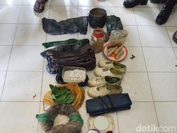 Foto Penangkapan Basri, Istrinya Umi Norma, dan Perbekalan Selama di Hutan Poso