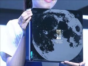 PS4 Slim Edisi Final Fantasy XV Tampil Keren PS4 Slim Edisi Final Fantasy XV Tampil Keren