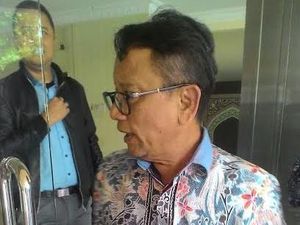 Sri Mulyani, Teten, dan Dirjen Pajak Rapat Tertutup Bahas Tax Amnesty dengan Muhammadiyah Sri Mulyani, Teten, dan Dirjen Pajak Rapat Tertutup Bahas Tax Amnesty dengan Muhammadiyah