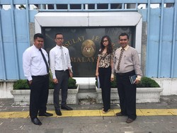 Wanita Cantik asal Medan Ngaku Dideportasi dari Malaysia, Protes ke Konjen