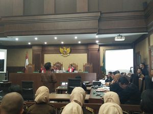 Saksi Jessica ke JPU: Jangan Paksa Saya Ngomong 0,2 Mg Sianida Bisa Bikin Mati Saksi Jessica ke JPU: Jangan Paksa Saya Ngomong 0,2 Mg Sianida Bisa Bikin Mati
