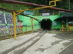 Kemilau Emas Gunung Pongkor dan Nasib Para Gurandil