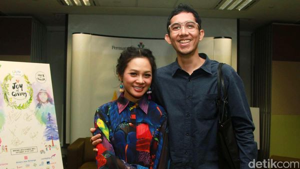 Lovey Dovey! Andien dan Suami yang Makin Mesra Aja