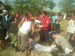 Seorang Ayah Tewas dan Anaknya Luka Tersambar KA Argo Wilis