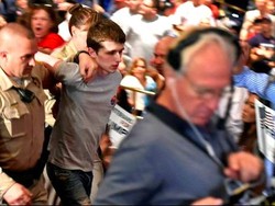 Pria yang Mencoba Menembak Trump Mengaku Bersalah