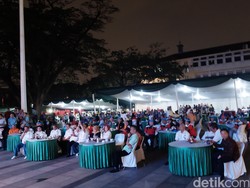 Ridwan Kamil Menjamu Atlet dan Ofisial PON di Balai Kota Bandung