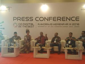 Pantau Turis Nakal, Menpar Akan Gabung Crisis Center dan War Room