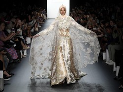 Whulandary dan Laura Muljadi Jadi Model Pemotretan Anniesa Hasibuan di NY