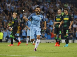 Aguero Hat-trick, City Gasak Gladbach 4-0