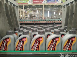 Sebelum Diwajibkan, Pertamina Sukarela SNI-kan Pelumasnya